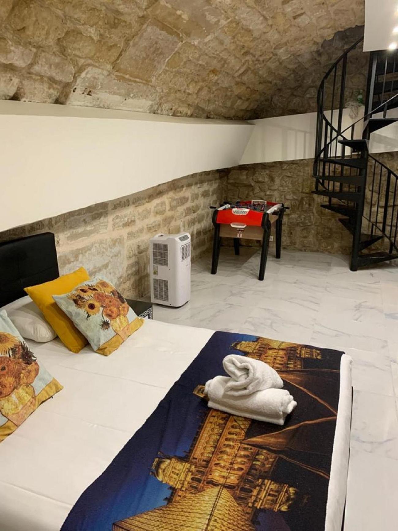 154 - Urban Atelier Home Cinema In Paris Exterior photo