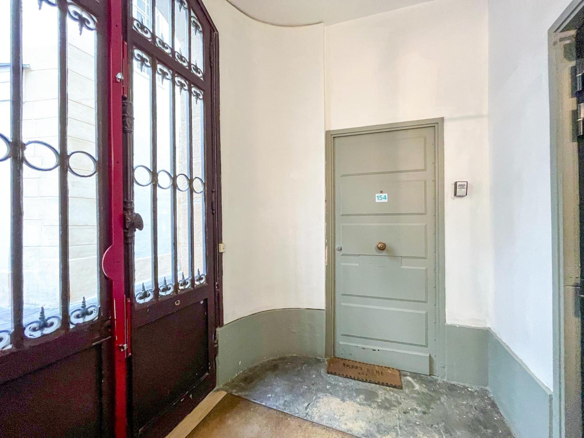 154 - Urban Atelier Home Cinema In Paris Exterior photo