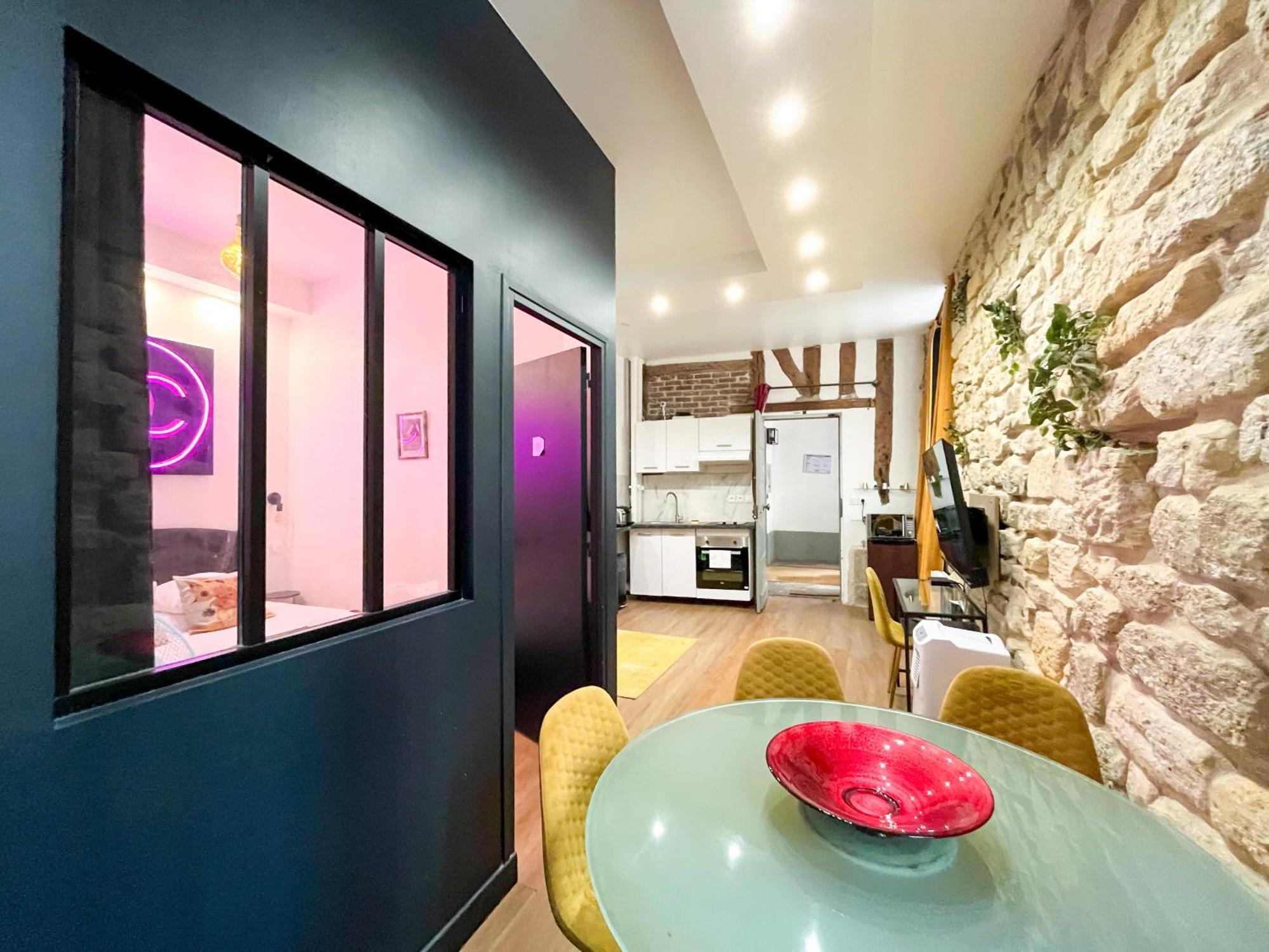 154 - Urban Atelier Home Cinema In Paris Exterior photo